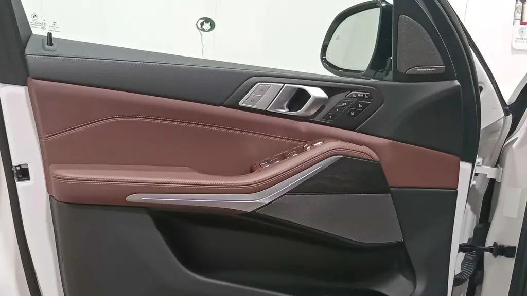2022 BMW X7 M50i