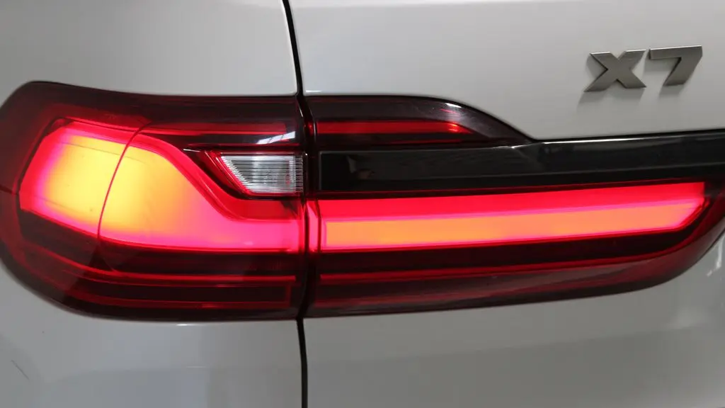 2021 BMW X7 M50i