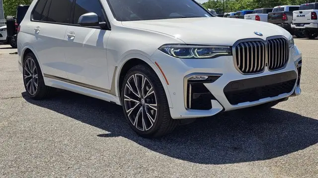 2020 BMW X7 M50i