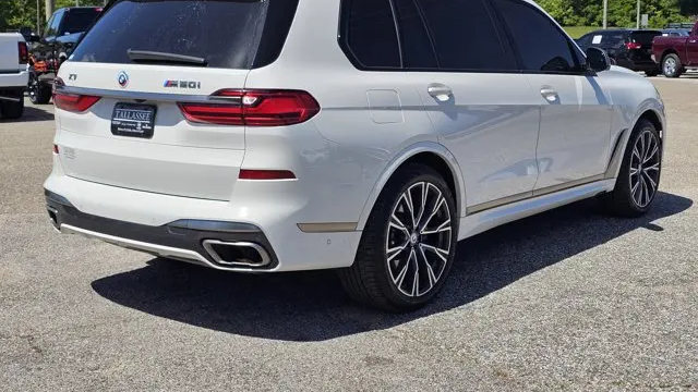 2020 BMW X7 M50i