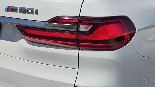 2020 BMW X7 M50i