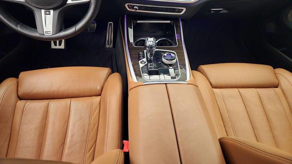 2021 BMW X7 M50i