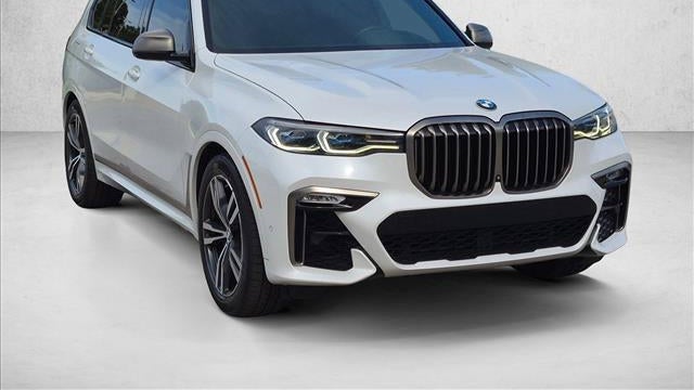 2021 BMW X7 M50i