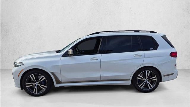 2021 BMW X7 M50i
