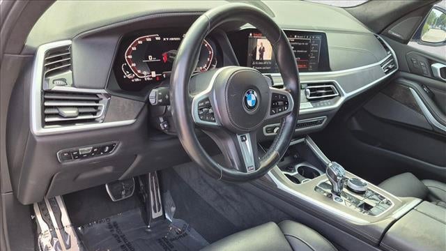 2021 BMW X7 M50i