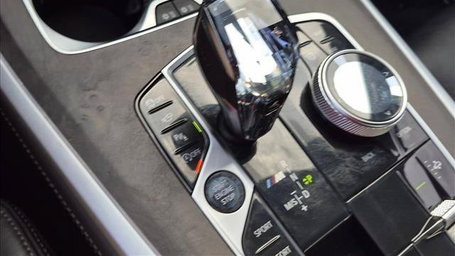 2021 BMW X7 M50i