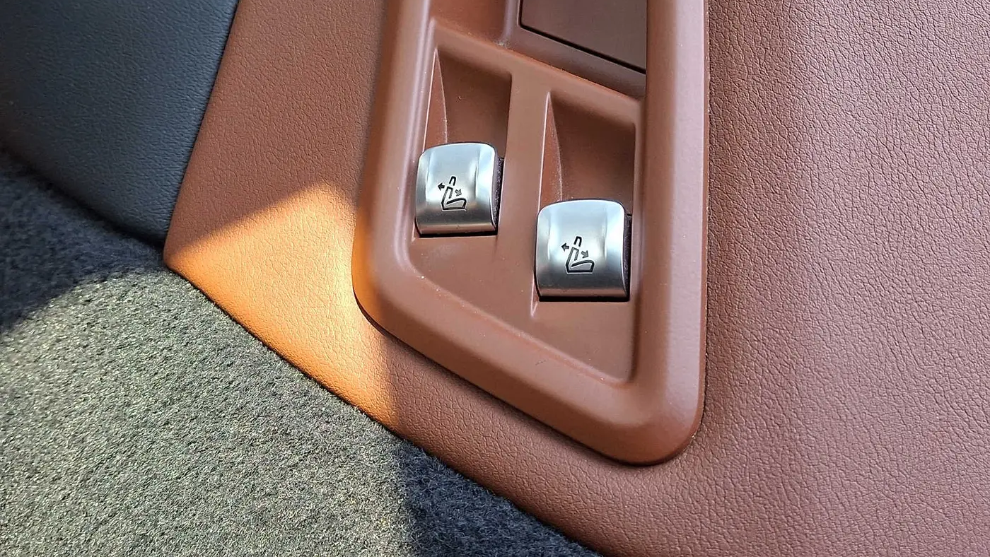2022 BMW X7 M50i