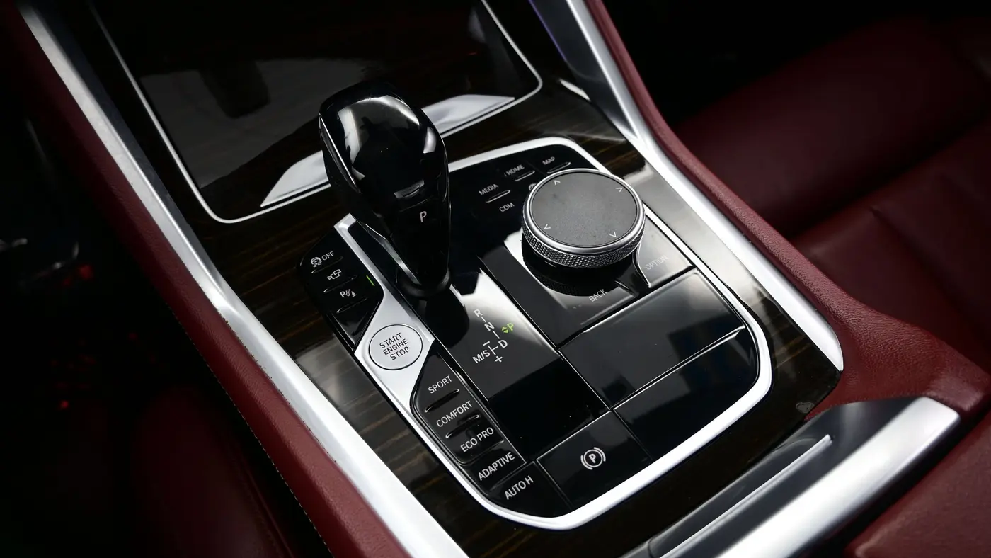 2021 BMW X6 sDrive40i