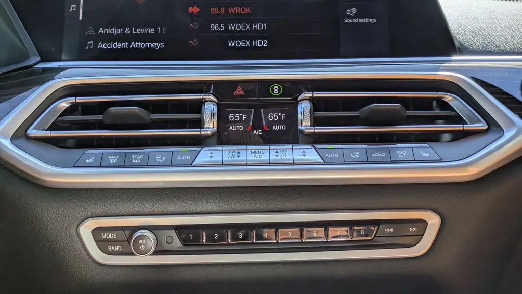 2023 BMW X6 xDrive40i