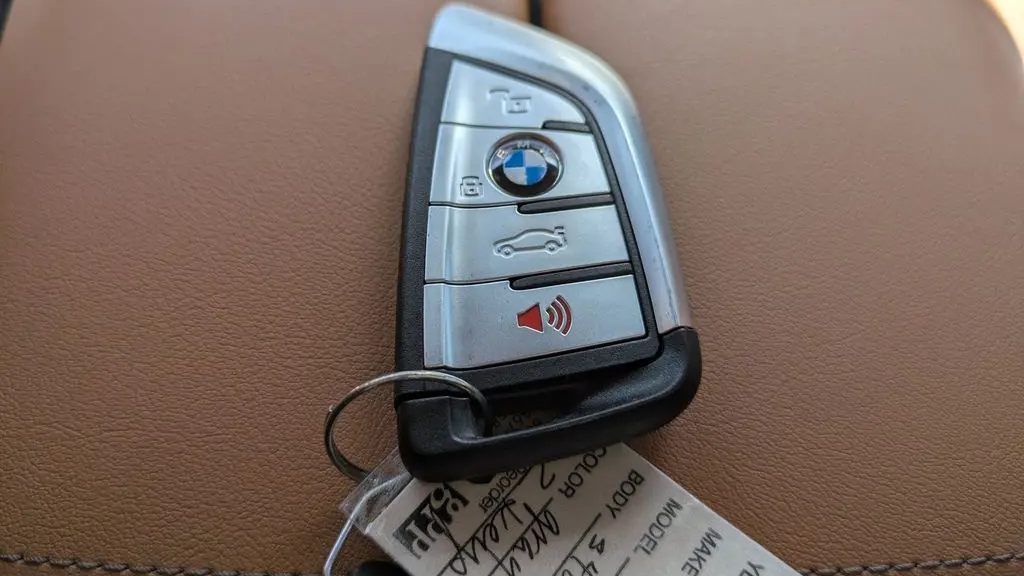 2023 BMW X6 xDrive40i