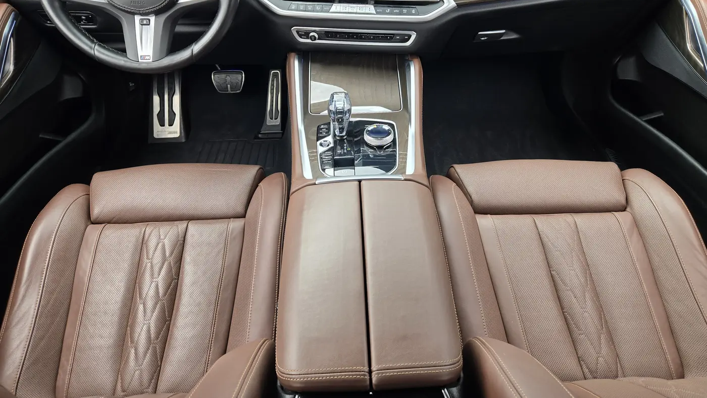 2022 BMW X6 xDrive40i
