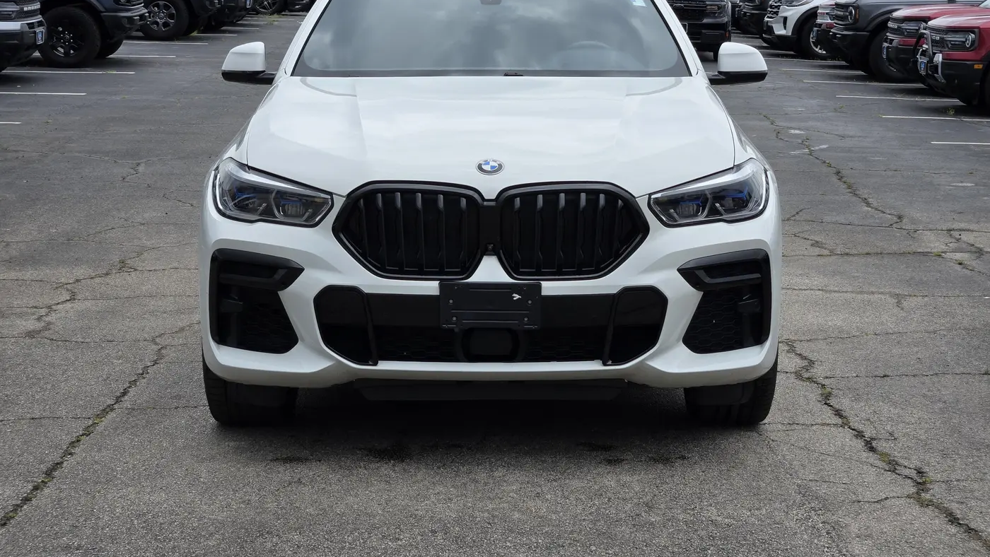 2022 BMW X6 xDrive40i