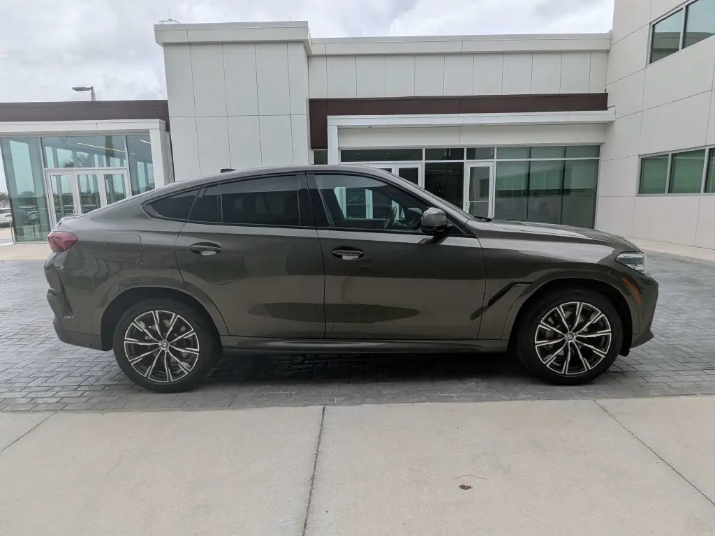 2022 BMW X6 - $49,776