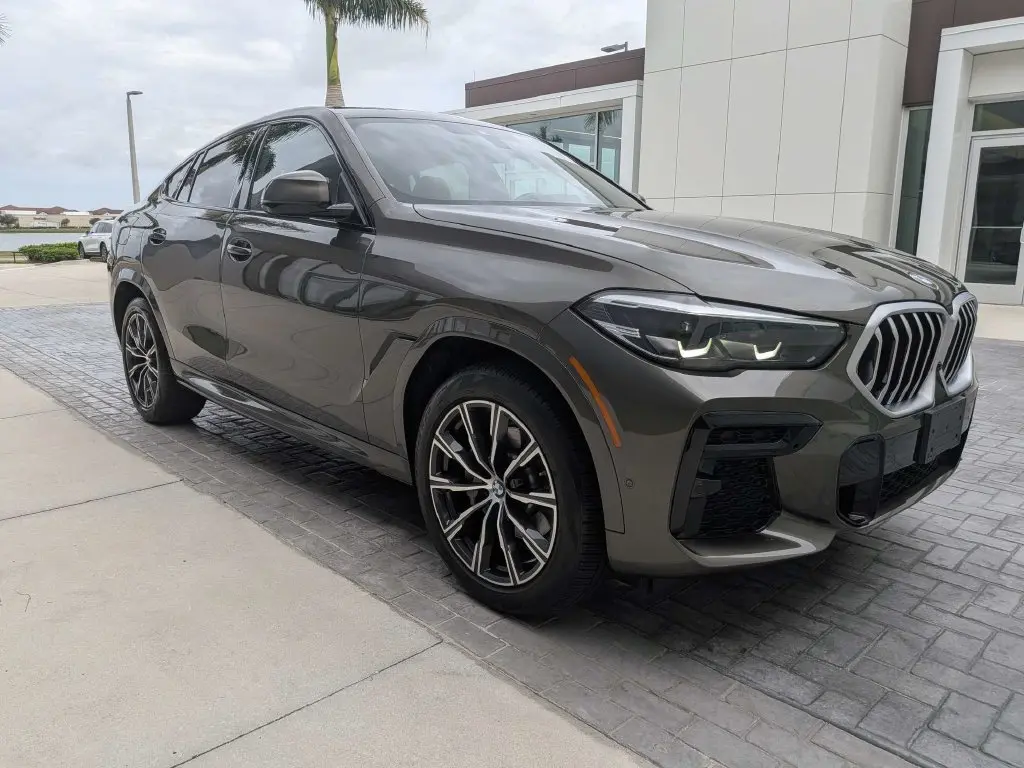 2022 BMW X6 - $49,776