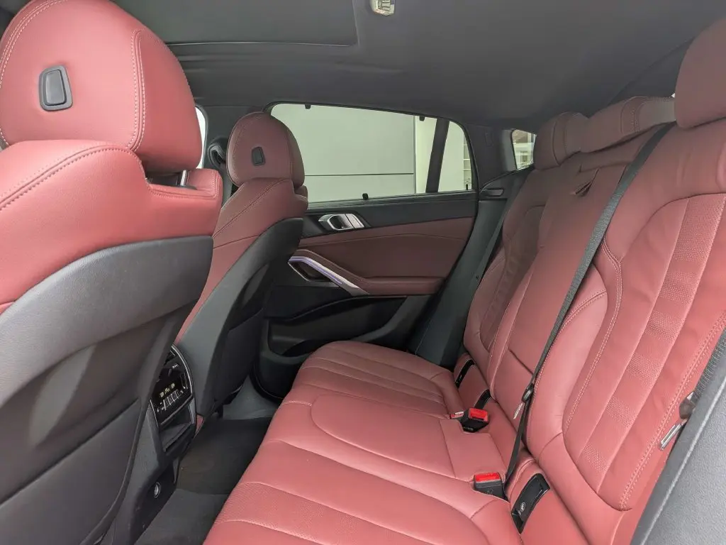 2022 BMW X6 - $49,776