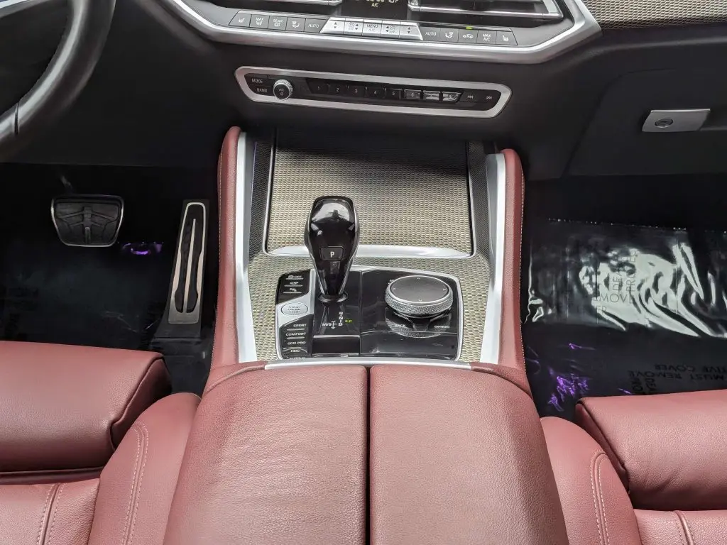 2022 BMW X6 - $49,776