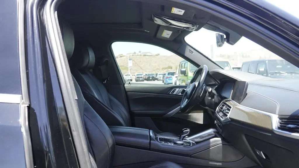 2022 BMW X6 xDrive40i