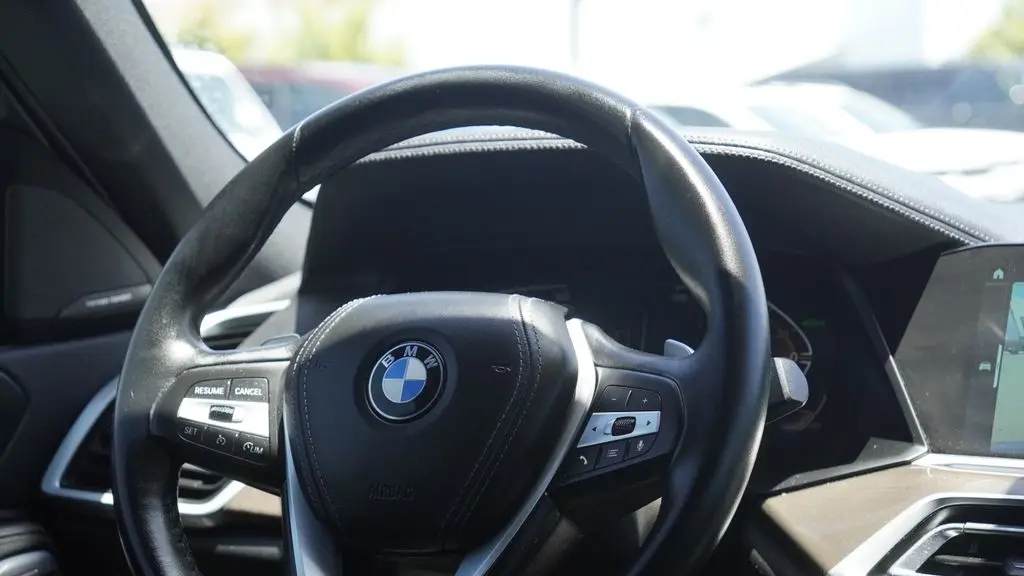 2022 BMW X6 xDrive40i