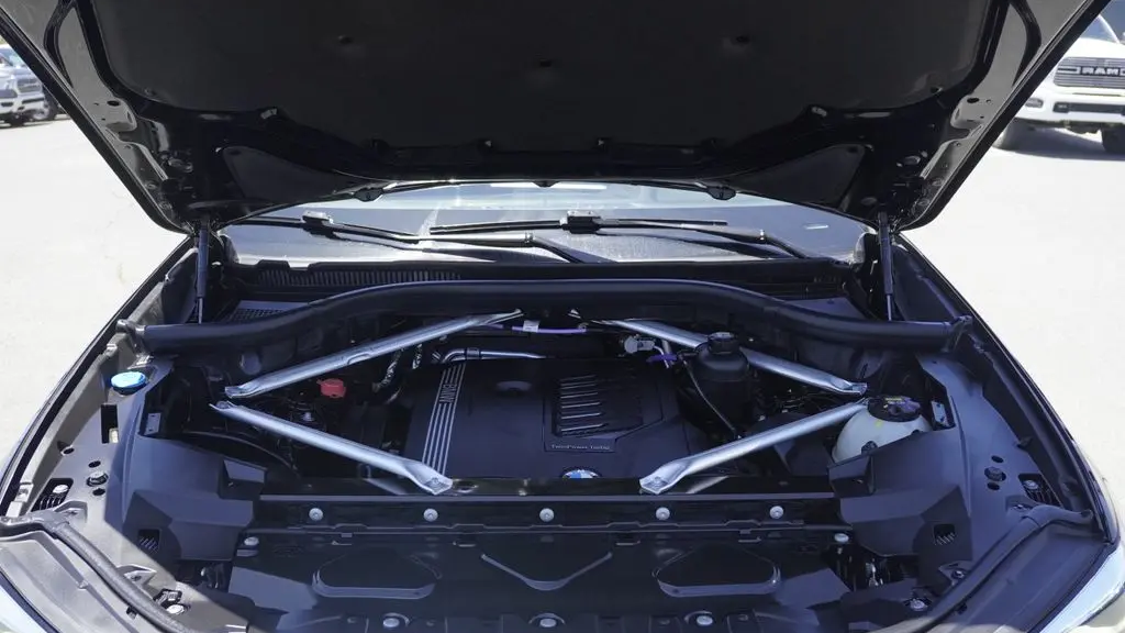 2022 BMW X6 xDrive40i