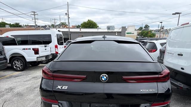 2022 BMW X6 xDrive40i