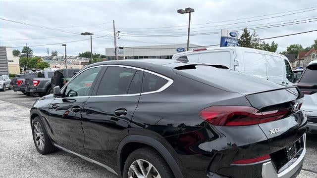2022 BMW X6 xDrive40i