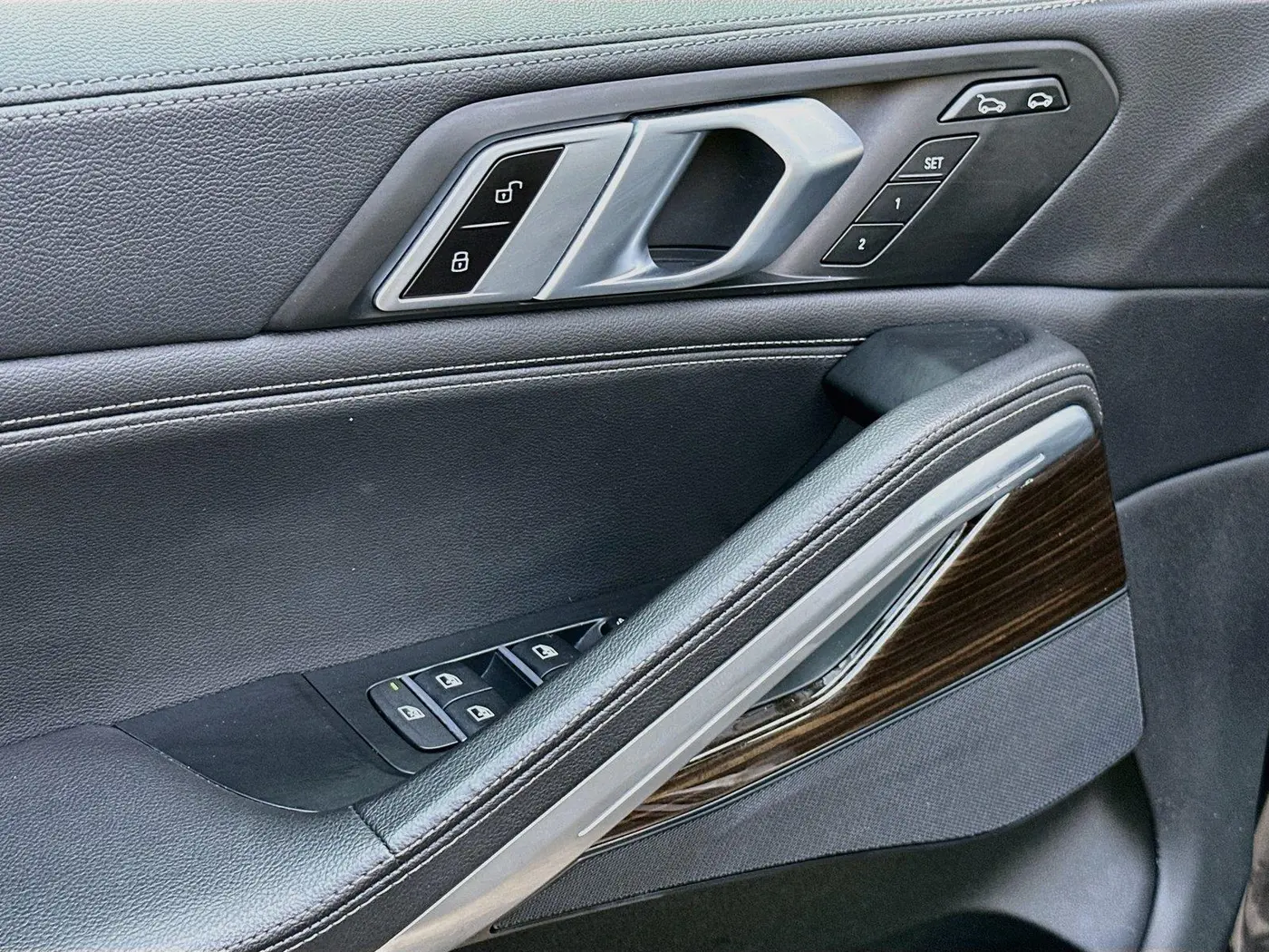 2020 BMW X6 - $37,994