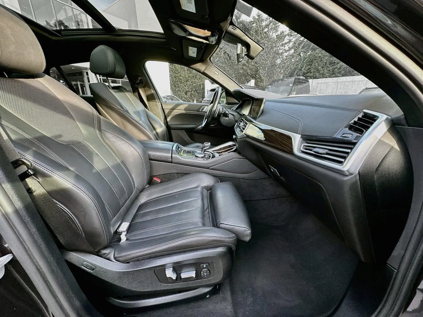 2020 BMW X6 - $37,994