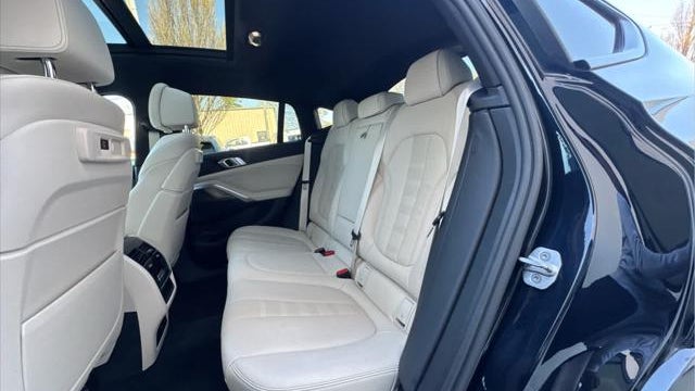2022 BMW X6 xDrive40i