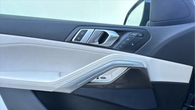 2022 BMW X6 xDrive40i