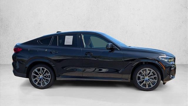 2023 BMW X6 xDrive40i