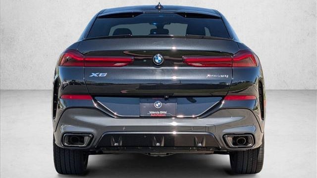 2023 BMW X6 xDrive40i
