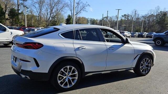 2023 BMW X6 xDrive40i
