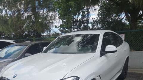 Preowned 2022 BMW X6 xDrive40i for Sale