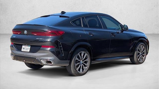 2023 BMW X6 xDrive40i