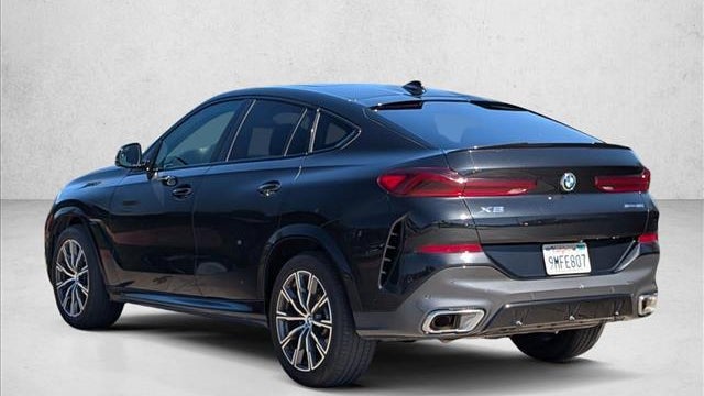 2023 BMW X6 xDrive40i