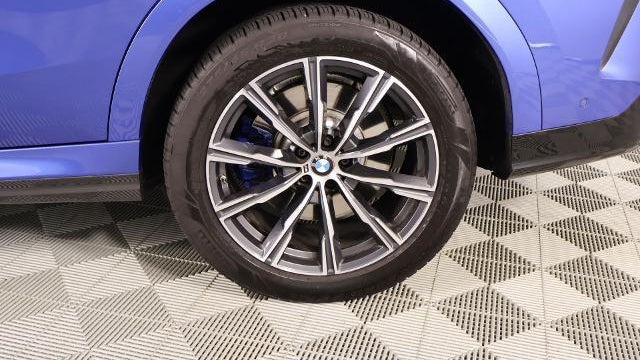 2020 BMW X6 M50i