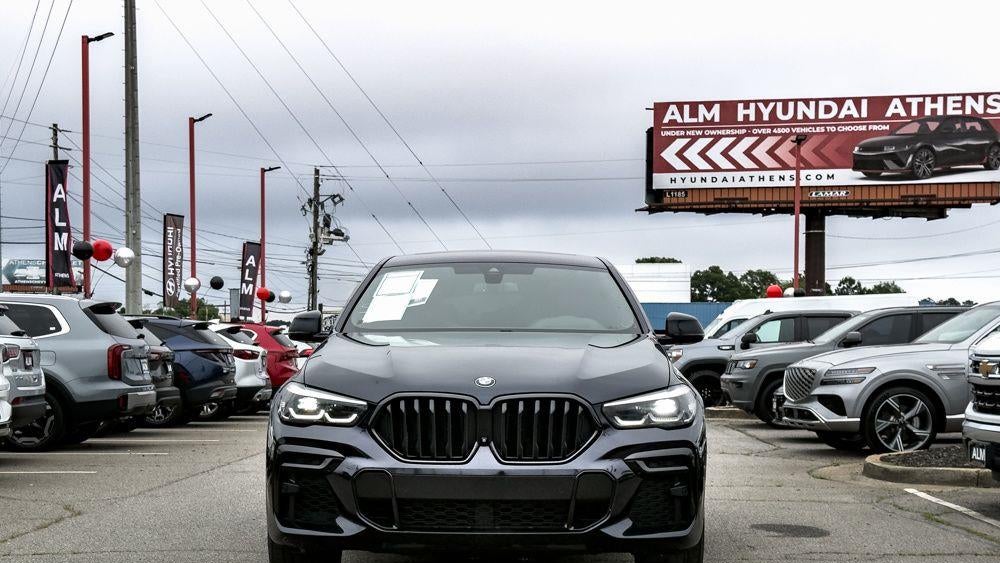 2022 BMW X6 M50i