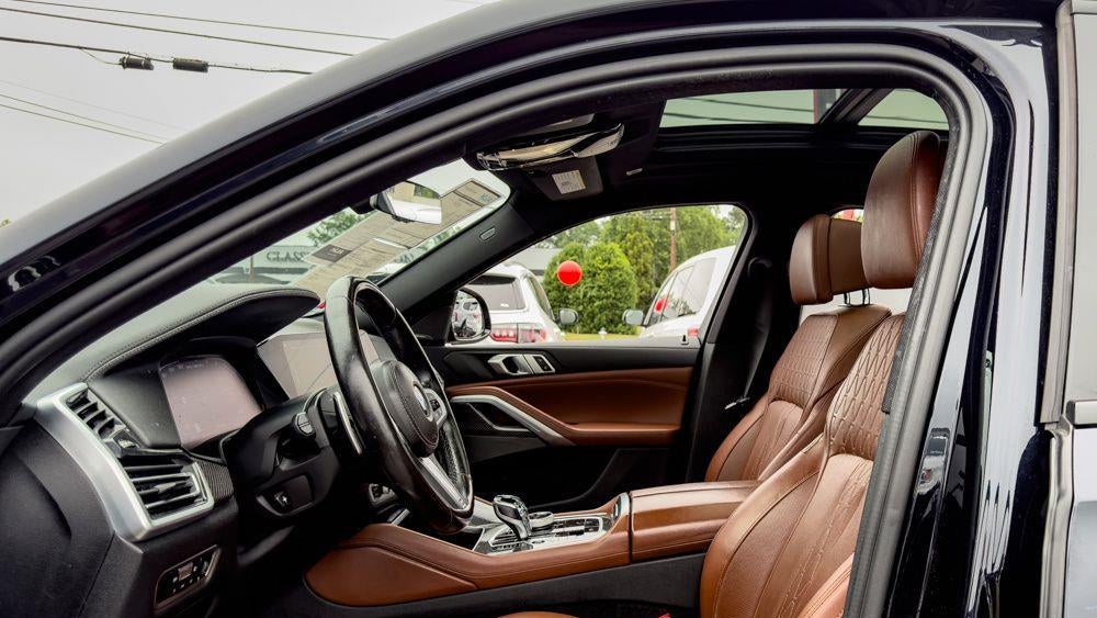 2022 BMW X6 M50i