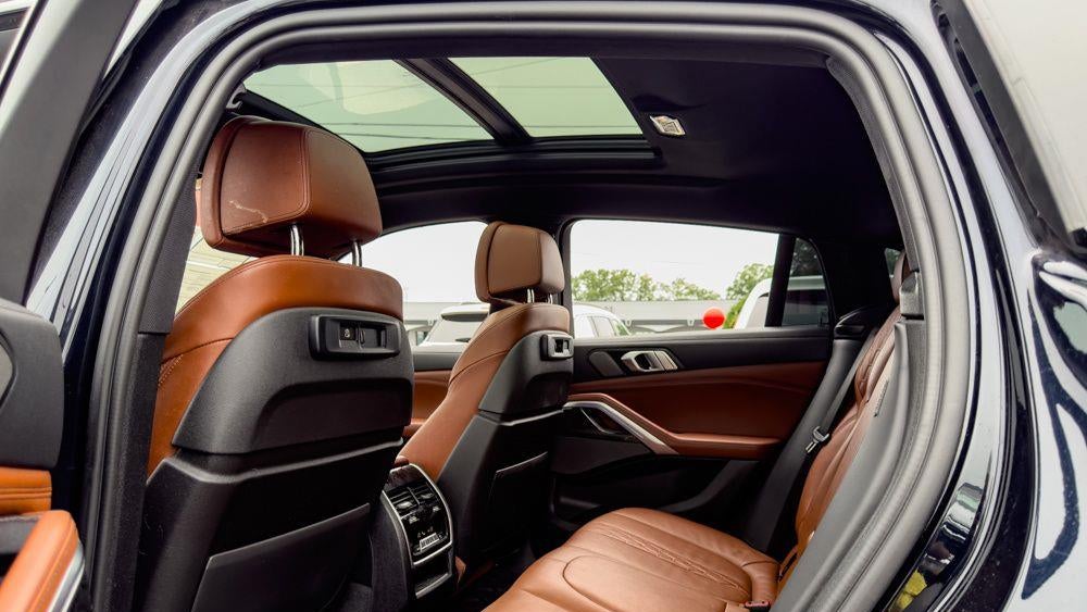 2022 BMW X6 M50i
