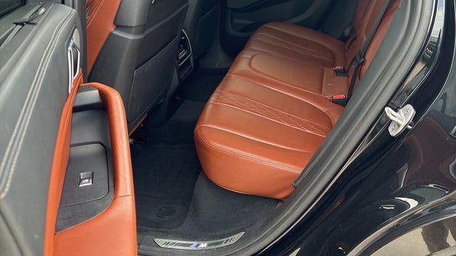 2021 BMW X6 M50i