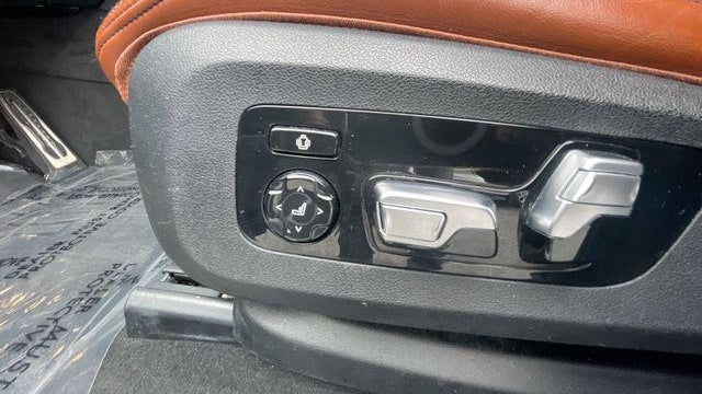 2021 BMW X6 M50i