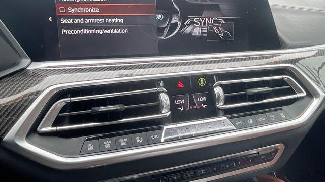 2021 BMW X6 M50i