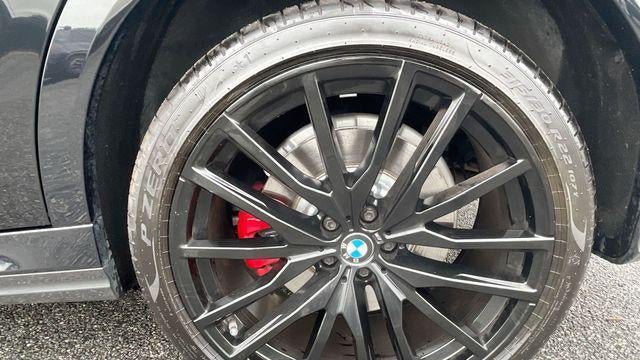 2021 BMW X6 M50i