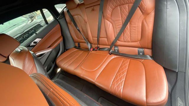 2021 BMW X6 M50i