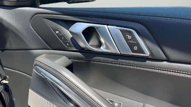 2020 BMW X6 M50i