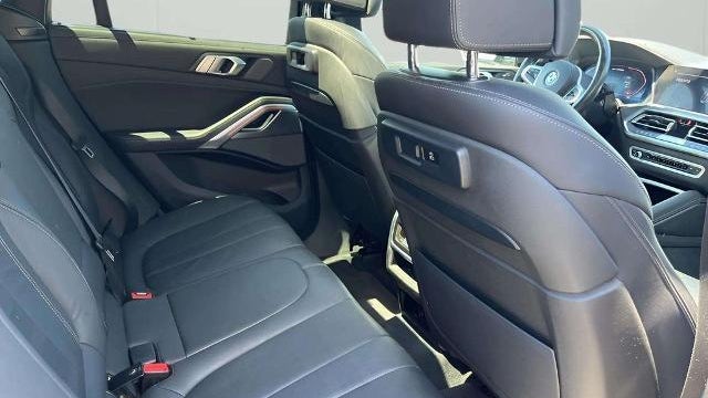 2020 BMW X6 M50i