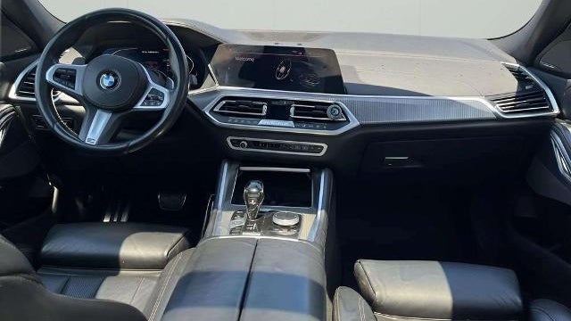 2020 BMW X6 M50i