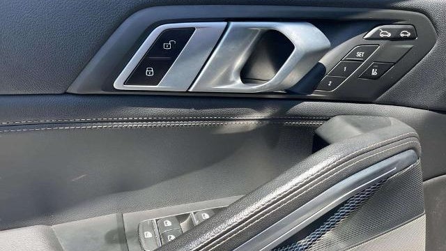 2020 BMW X6 M50i