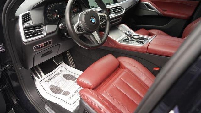 2021 BMW X6 M50i
