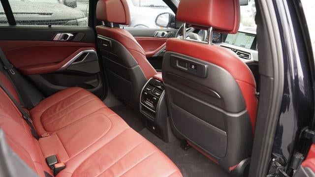 2021 BMW X6 M50i